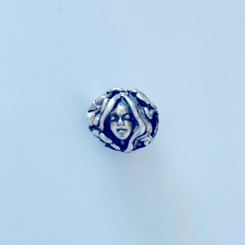 Trollbeads Silver Thumbelina Bead